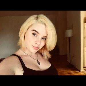 Meet your Posher, Hannah